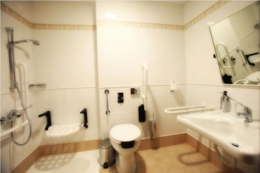 Afkos Grammos Boutique Hotel Resort Nestorion Habitación foto