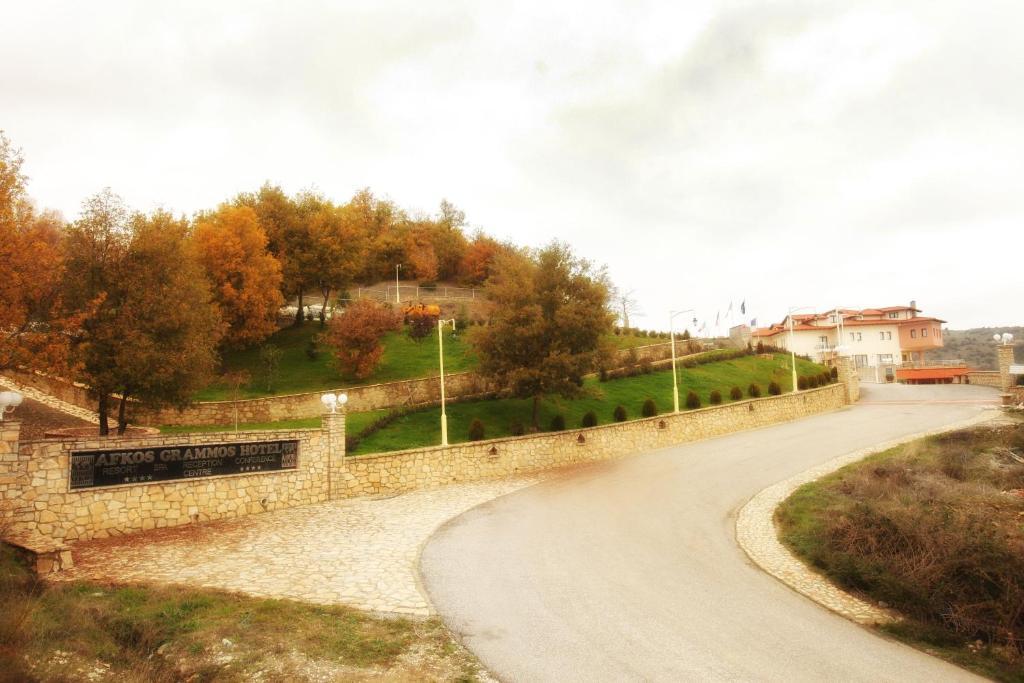 Afkos Grammos Boutique Hotel Resort Nestorion Exterior foto