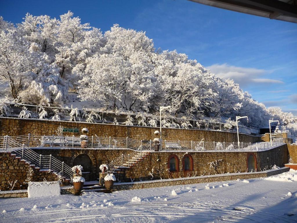 Afkos Grammos Boutique Hotel Resort Nestorion Exterior foto