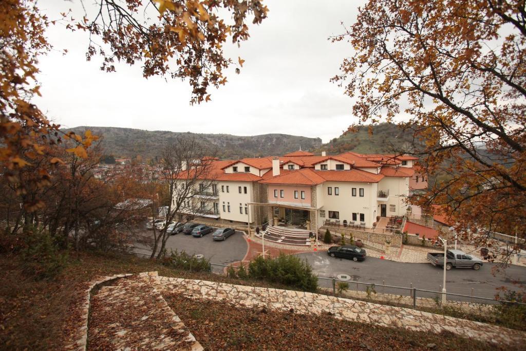 Afkos Grammos Boutique Hotel Resort Nestorion Exterior foto